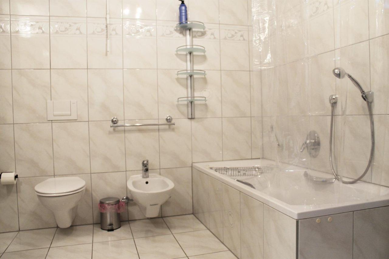 Spacious Apartment In Industrial Area Лудвигсбург Екстериор снимка