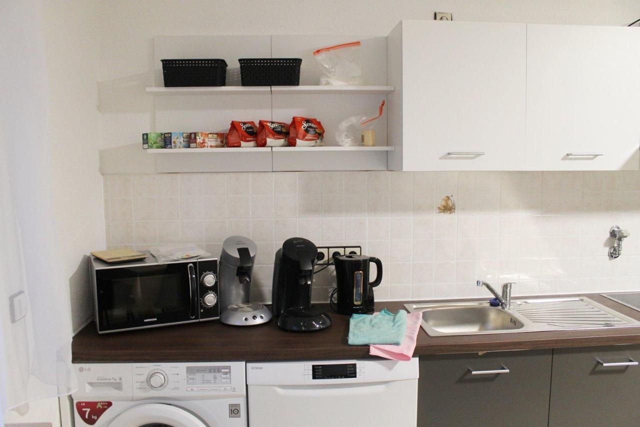 Spacious Apartment In Industrial Area Лудвигсбург Екстериор снимка